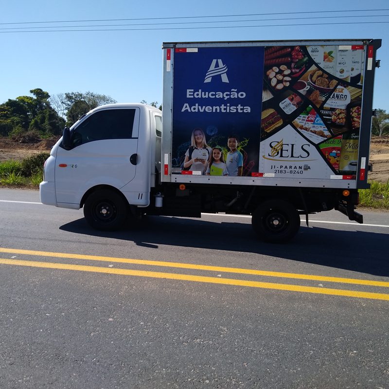 Caminhao leve 2